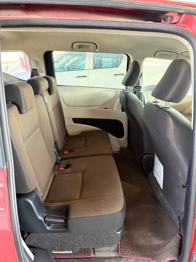 Toyota Sienta 2016 model 7 seater hybrid