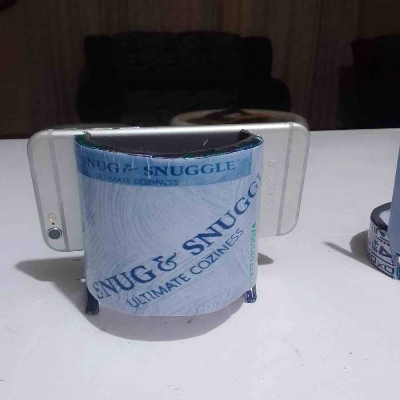 Promotional cell stand gifts