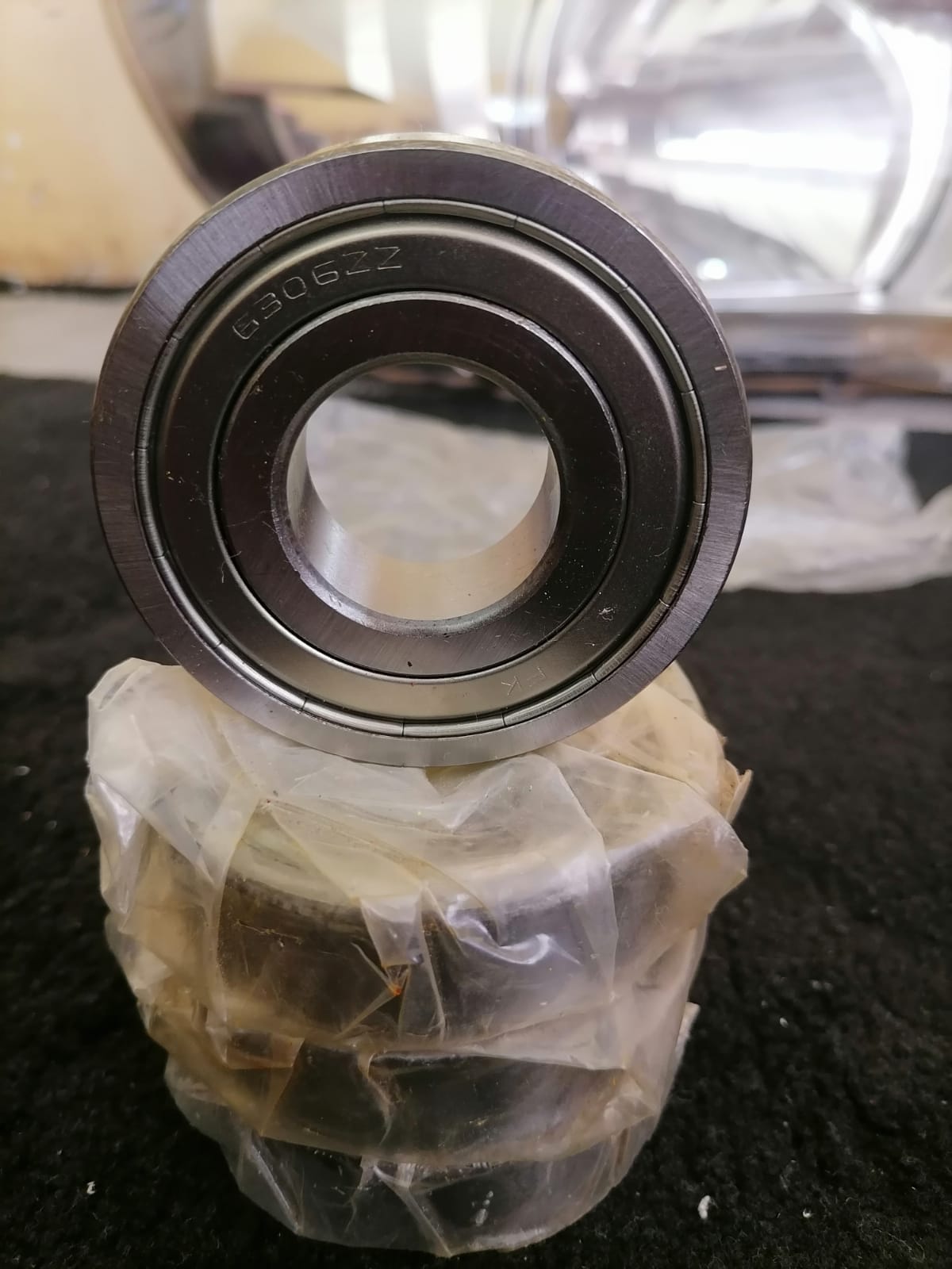 Deep groove ball bearing 6306ZZ SIZE 30mm X 72mm x 19mm  Good quality premium brand