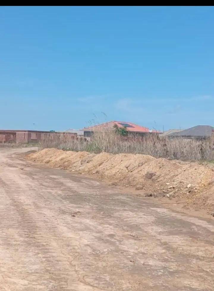 Donnybrook Residential Stand 🔥🔥  800sqm for 14k  Zesa , available  Roads Available